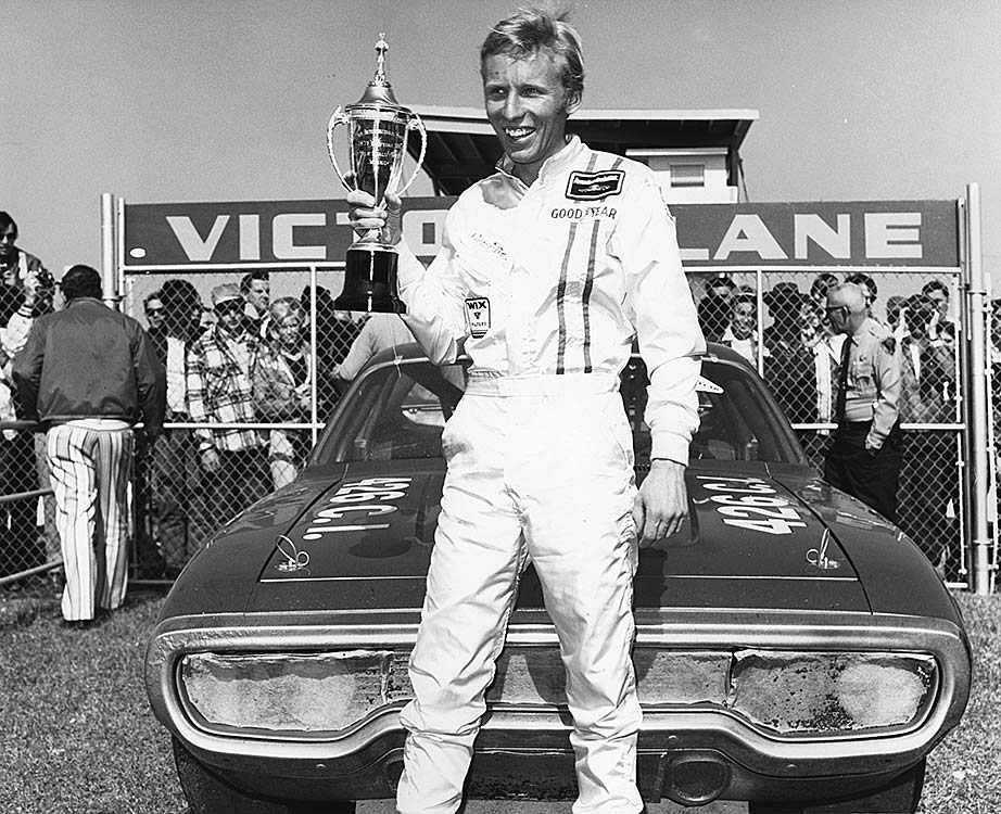 Drivers who have won first and last races at the same track - Official ...