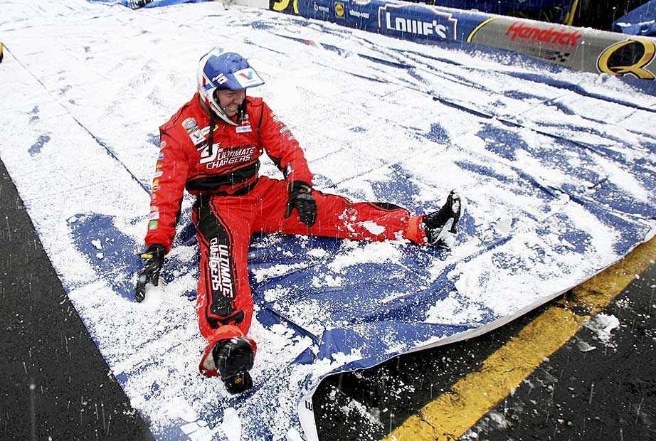 NASCAR gallery of snow, cold and winter-related things - Official Site ...