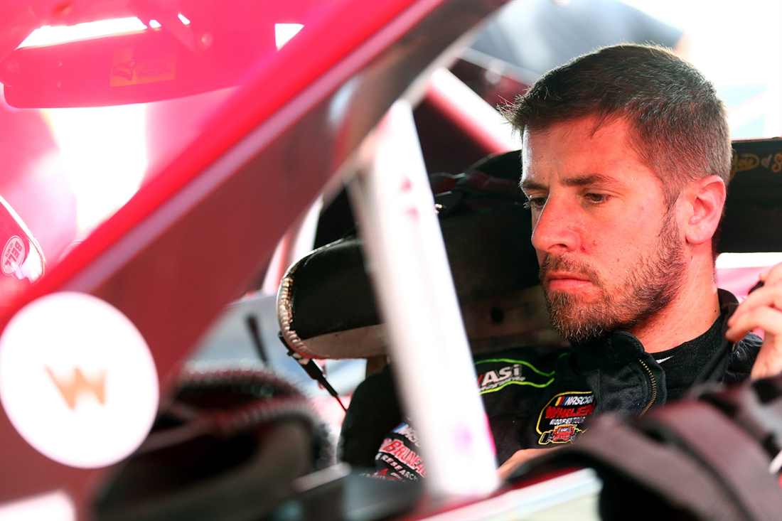 NASCAR Whelen Modified Tour at Stafford - Official Site Of NASCAR