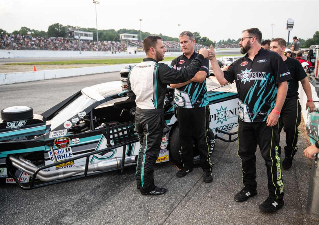 NASCAR Whelen Modified Tour at Thompson - Official Site Of NASCAR